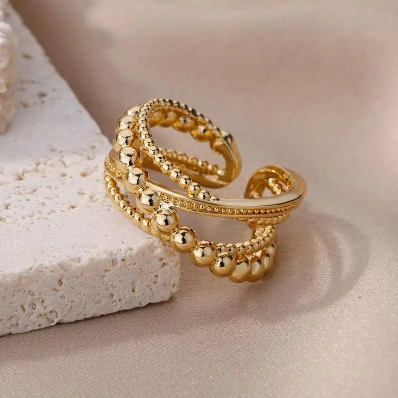 Luna - Elegant Gold-Colored Rings