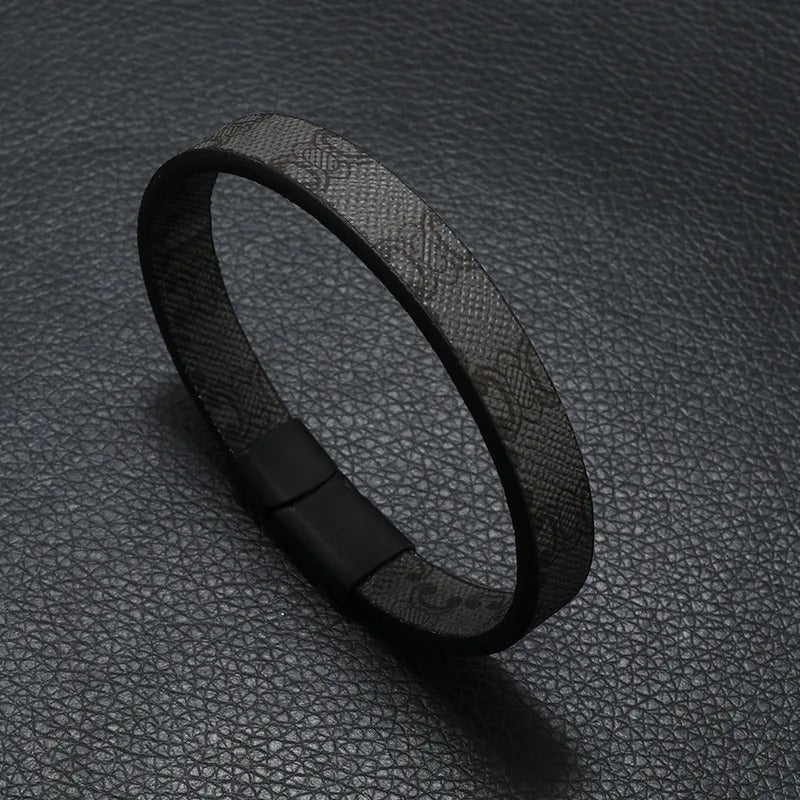 Seamus - Fashionable Leather Bracelets